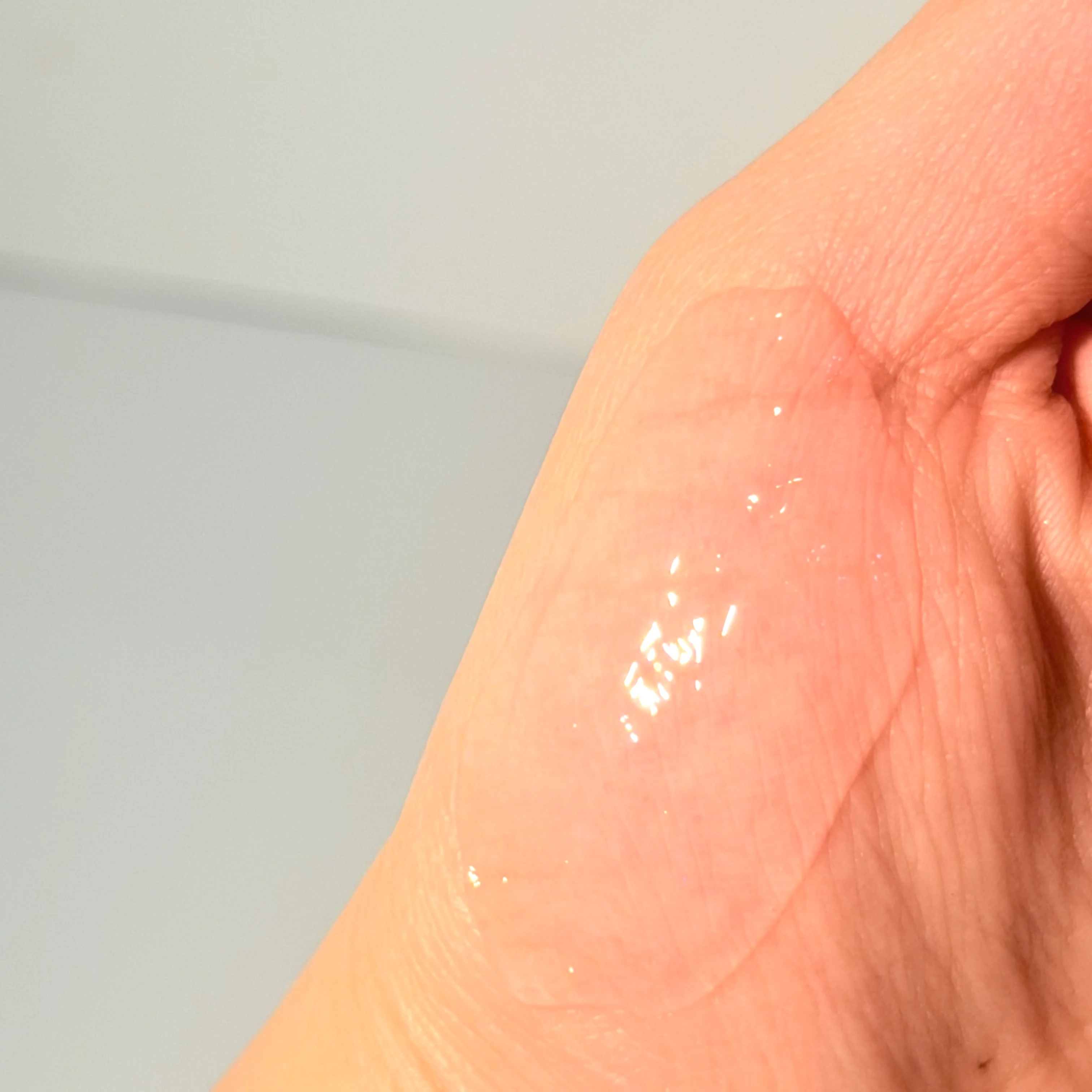 Clear lip Oil - Image 3